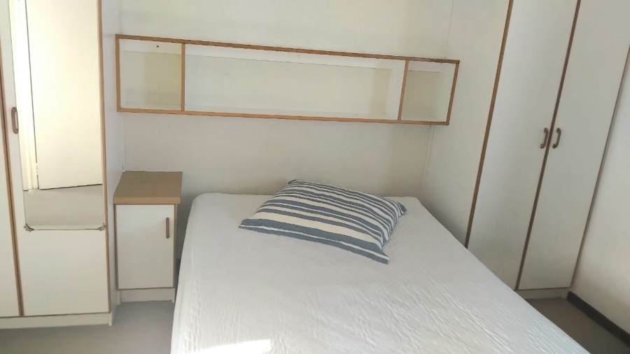 To Let 1 Bedroom Property for Rent in Myburgh Park Western Cape
